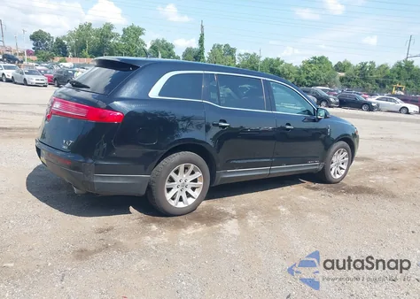 2017 Lincoln Mkt Livery from USA, damaged, VIN 2LMHJ5NK8HBL01522